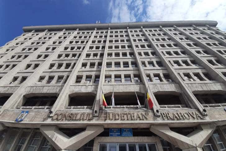 Rocadă de funcții de tot râsul la Consiliul Județean Prahova